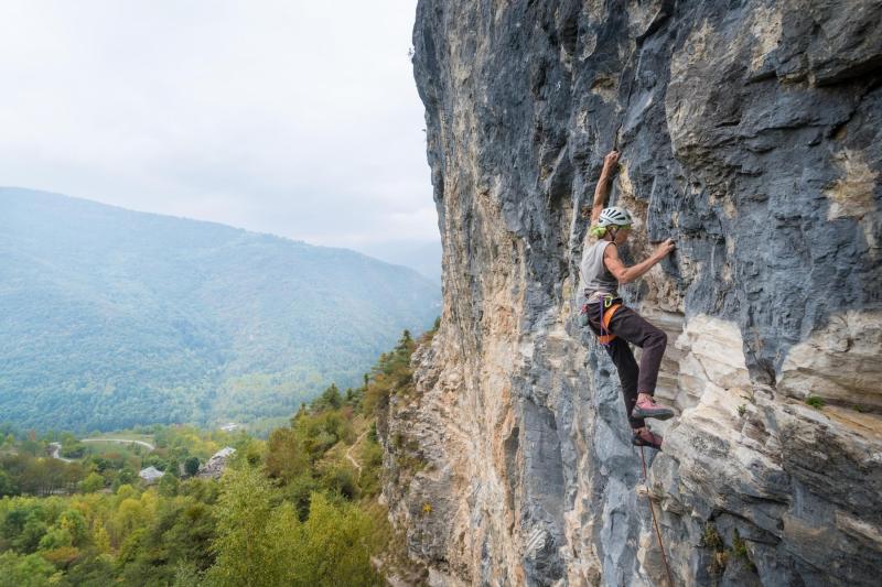 Die Valle Maira erklettern - Valle Maira Rock Climbing Guidebook“ - Locanda Mistral